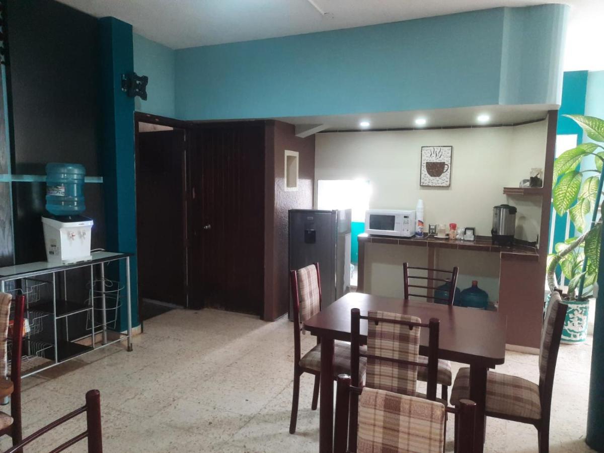 Hotel Acuario Catemaco Kültér fotó