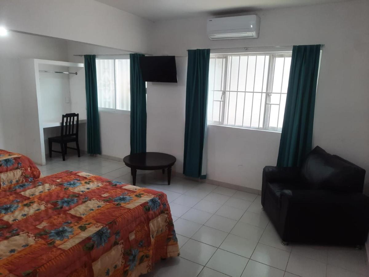 Hotel Acuario Catemaco Kültér fotó