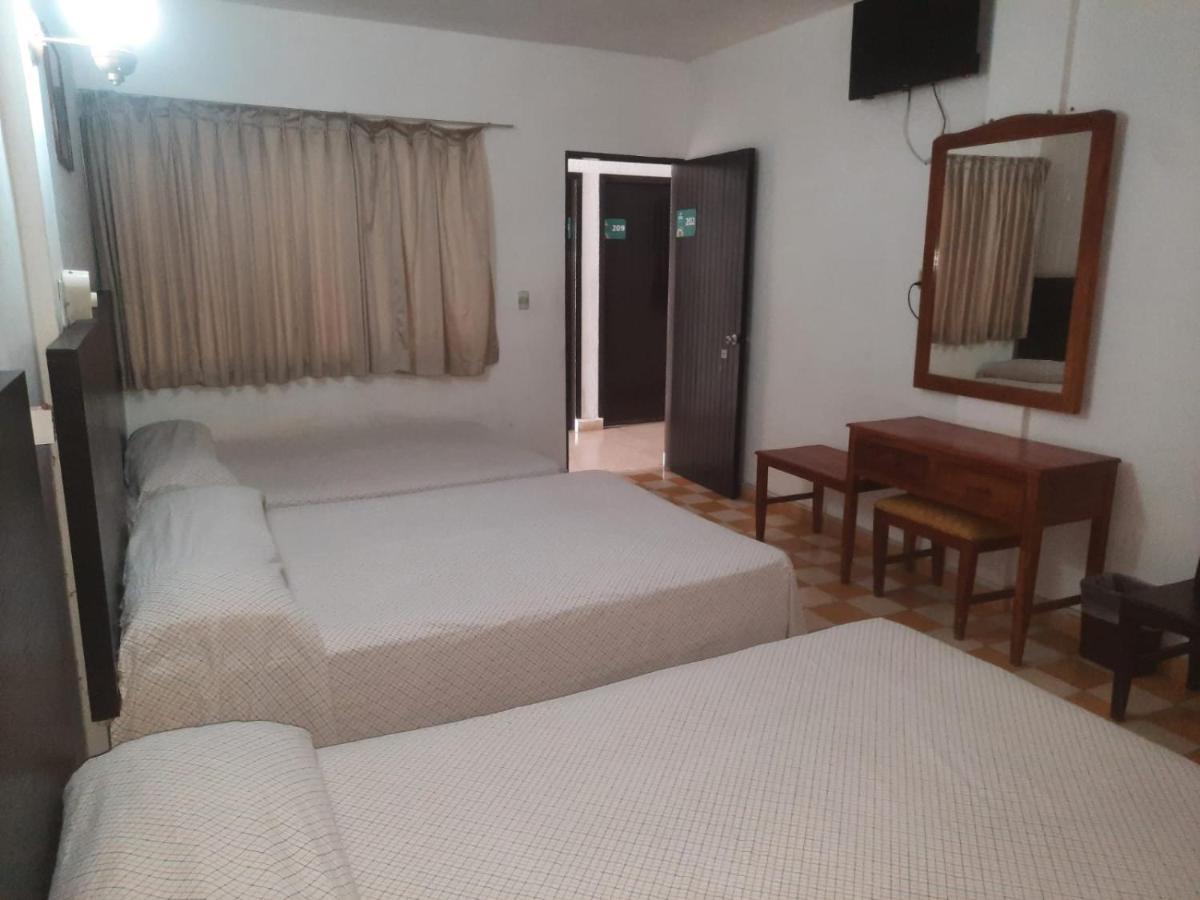 Hotel Acuario Catemaco Kültér fotó