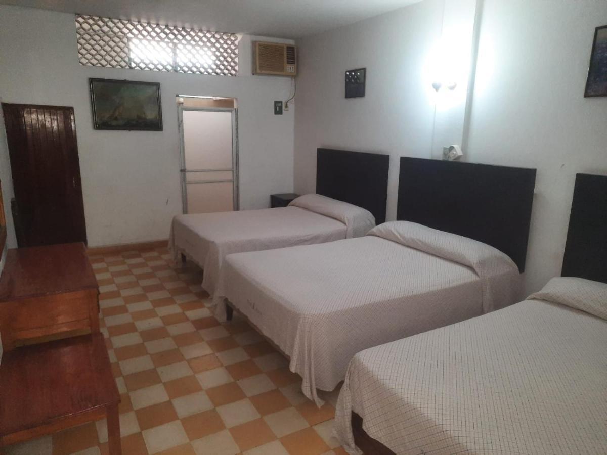 Hotel Acuario Catemaco Kültér fotó