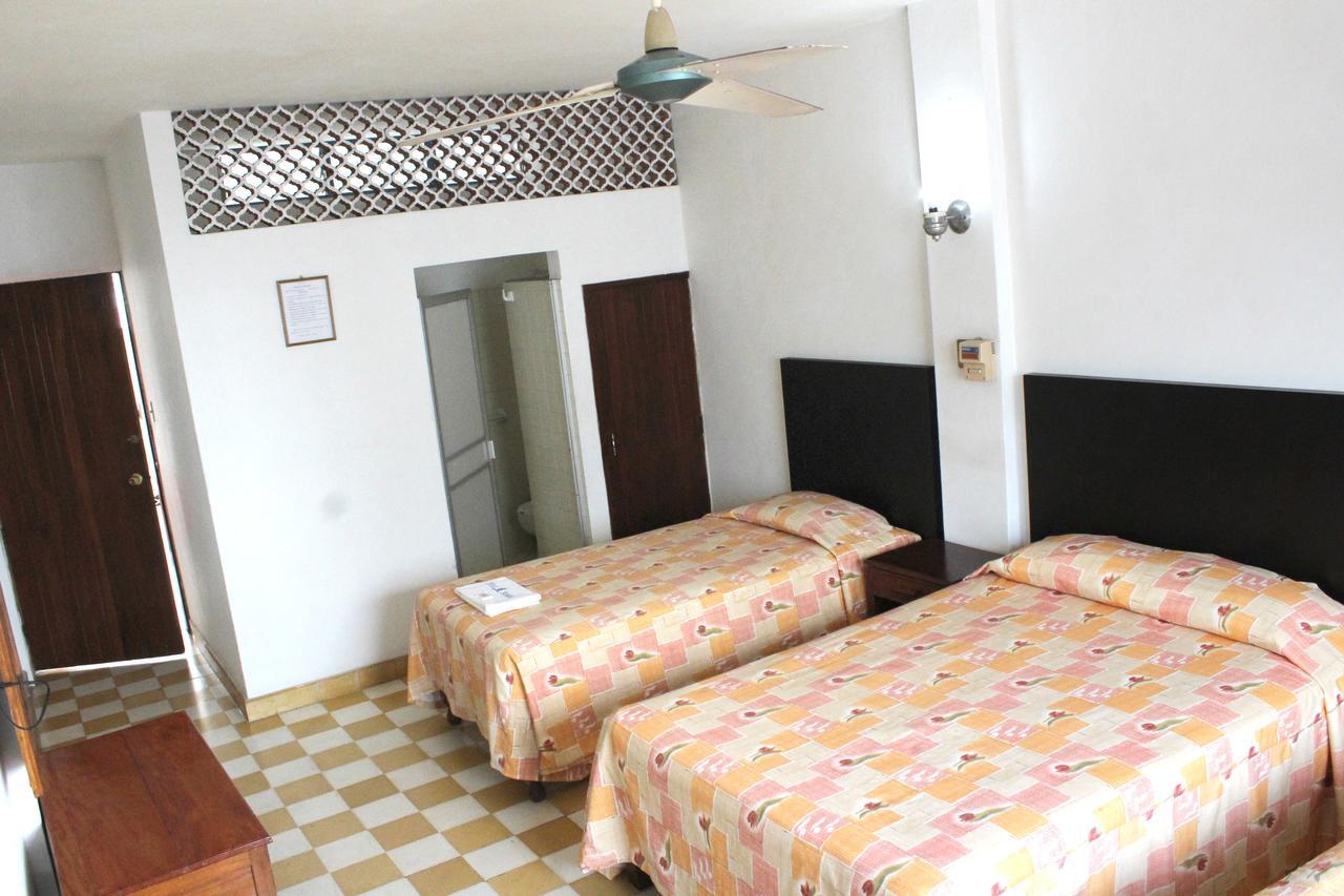 Hotel Acuario Catemaco Kültér fotó