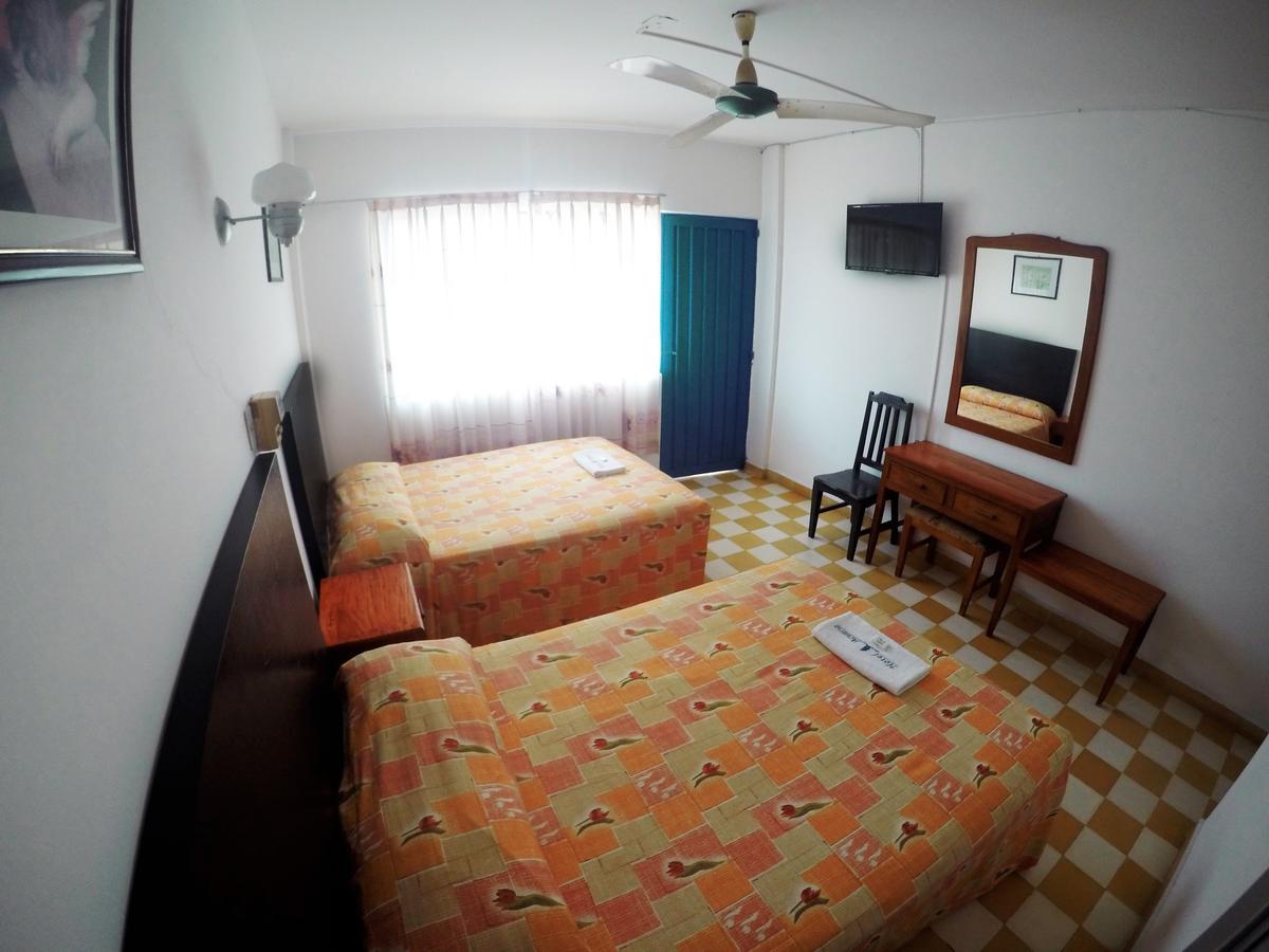 Hotel Acuario Catemaco Kültér fotó
